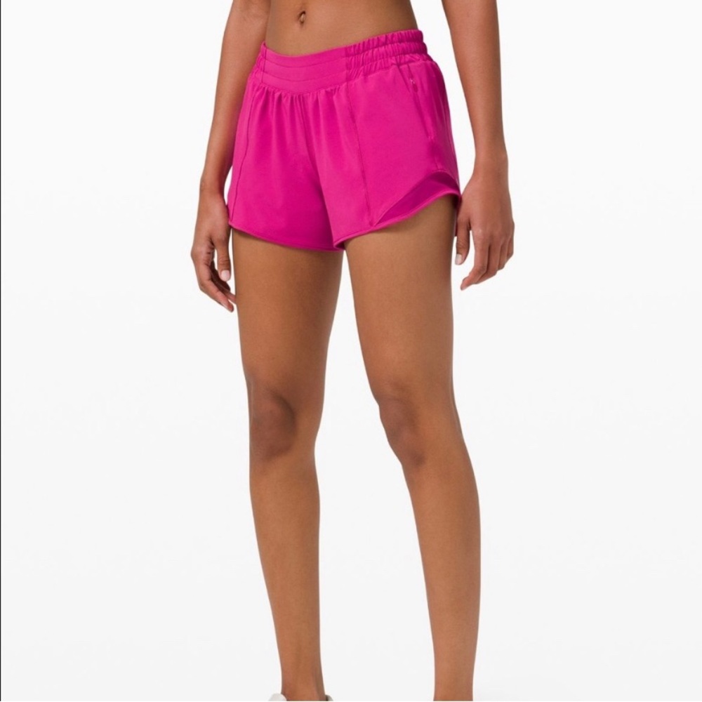 Lululemon Ripened Raspberry 2.5” Hottie Hot Shorts